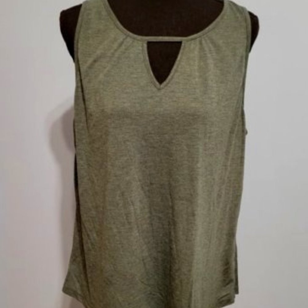 Emery Rose Tank Size XXL Green